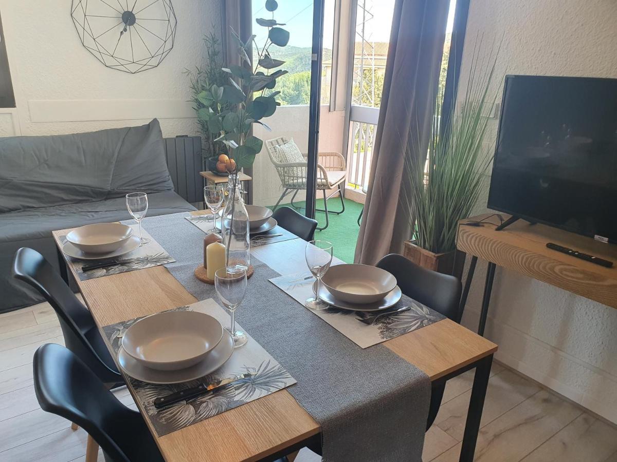 L'Exotique ! Apartment Greoux-les-Bains Bagian luar foto