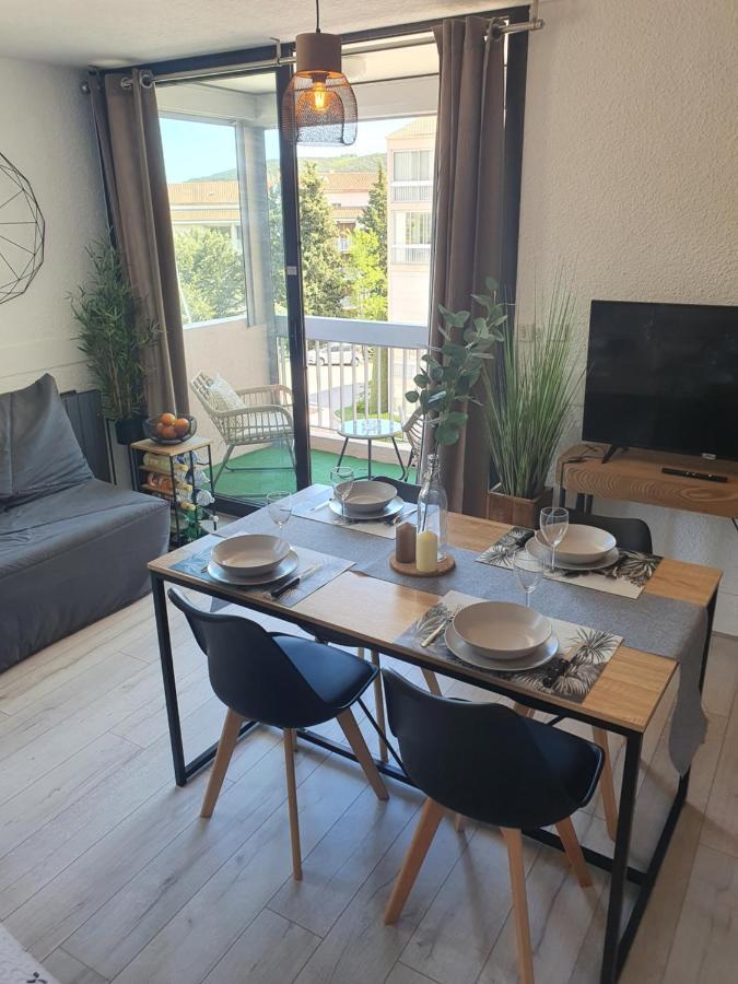 L'Exotique ! Apartment Greoux-les-Bains Bagian luar foto